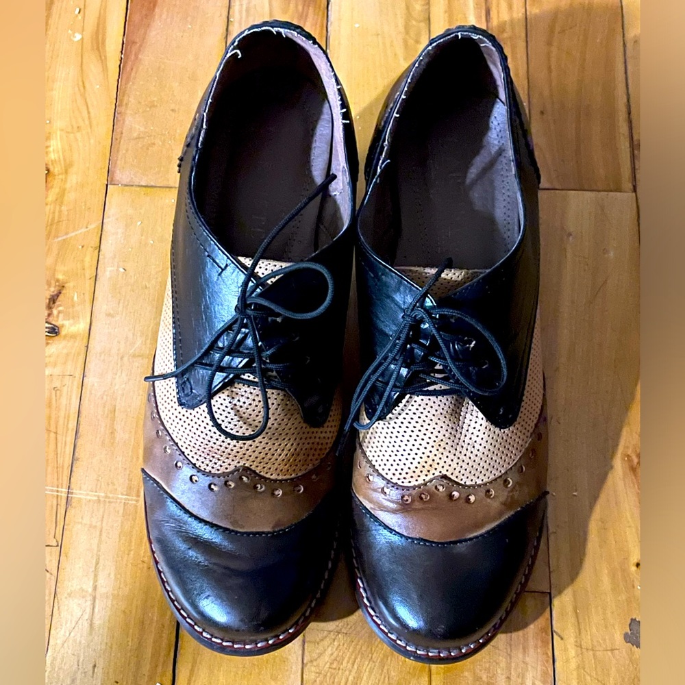 L'ARTISTE BARDOT SHOES. Very good condition.